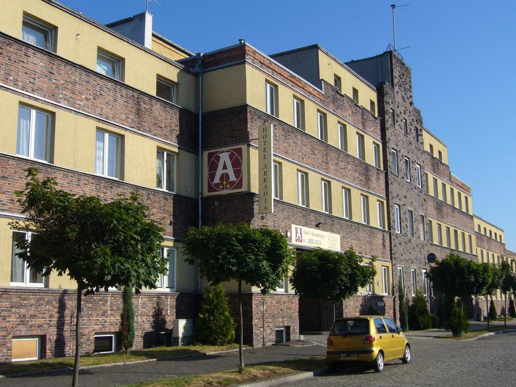 Hotel Arkadia Легница Екстериор снимка